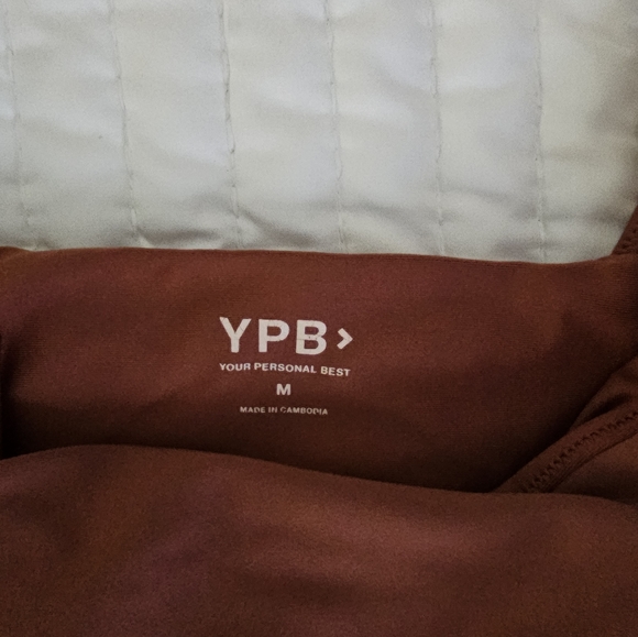 Abercrombie & Fitch, Size Medium, Workout Top - Picture 3 of 3